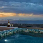 Alyvia Lejlighed Oia