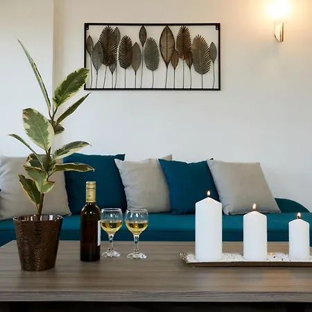 Апартаменты Alyvia Ия