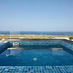 Alyvia * Oia